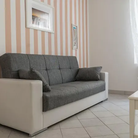 Apartman Maison M, Terre Marine